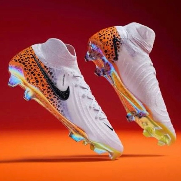 Nike Shoes - ✔️New✔️ NIKE Phantom Luna 2 Elite FG Electric Pack Olympic Safari
